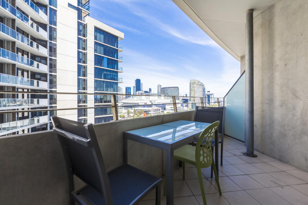Apartments Melbourne Domain - New Quay Docklands エクステリア 写真