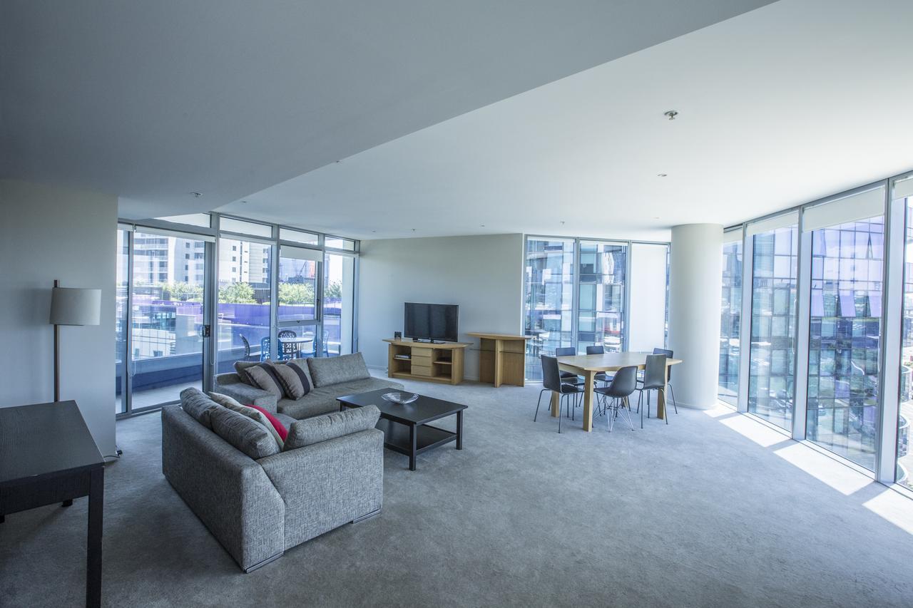 Apartments Melbourne Domain - New Quay Docklands エクステリア 写真